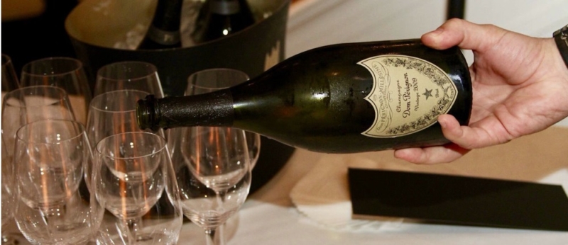 Storia champagne dom perignon
