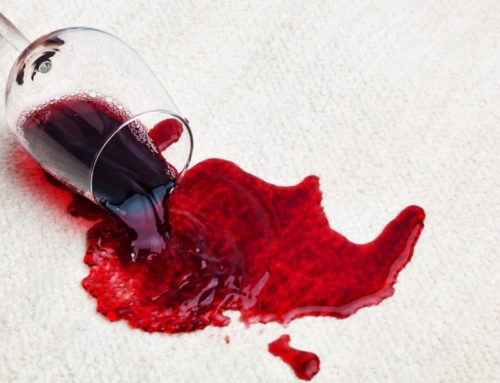 Come togliere le macchie di vino rosso?